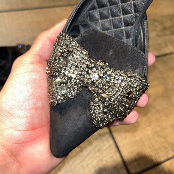 Tory Burch Black Crystal Bow Pointed-Toe Women's Heels Sz 7 1/2 - Picture 16 of 16